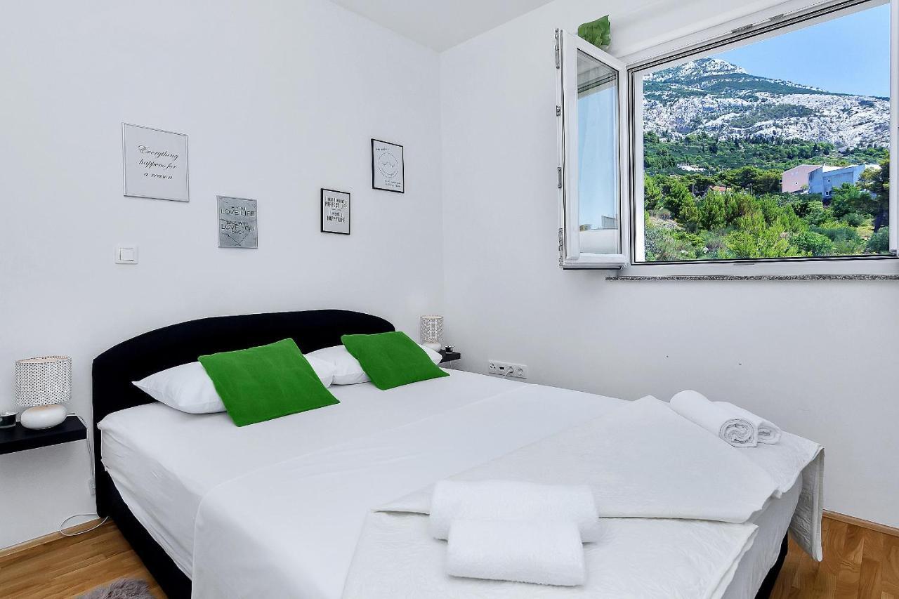 Ivana Apartma Makarska